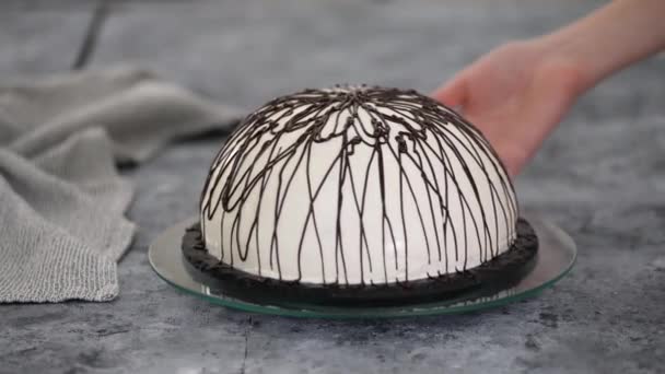 Pancho cake with pineapple and sour cream topped with chocolate. - Footage, Video