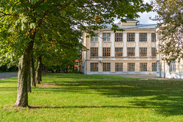 educational building of Timiryazev University in Moscow autumn 2020 - Φωτογραφία, εικόνα