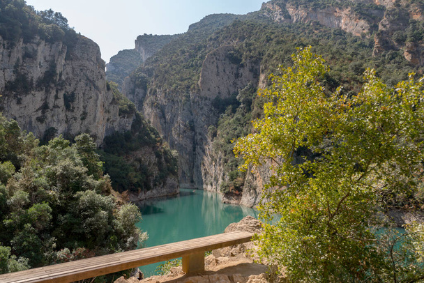 Vista do desfiladeiro do Congost de Mont-rebei na Catalunha, Espanha no verão de 2020. - Foto, Imagem