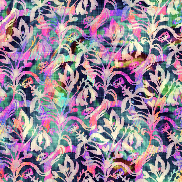 ブリリーレインボーグリッチ芸術的な花の質感の背景。不規則な出血水彩ネクタイ染料シームレスなパターン。印刷された全体に歪みのあるbohoの花を咲かせます。バリエーショントレンディーな浸漬ウェット効果. - 写真・画像
