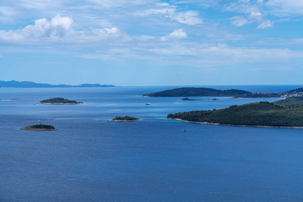 クロアチアのダルマチア半島、ペレジャツ半島のアドリア海の美しい景色 - 写真・画像