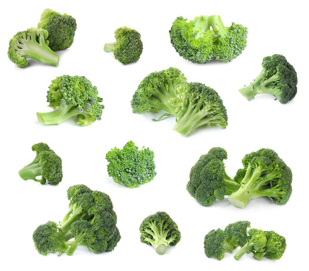 Set of fresh green broccoli on white background - Foto, afbeelding