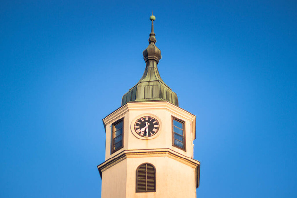 Torre del Reloj (Sahat Kula) en la fortaleza de Kalemegdan, Belgrado, Serbia - Foto, Imagen