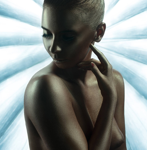 Nude model with cosmic silver makeup and bodyart - Fotografie, Obrázek