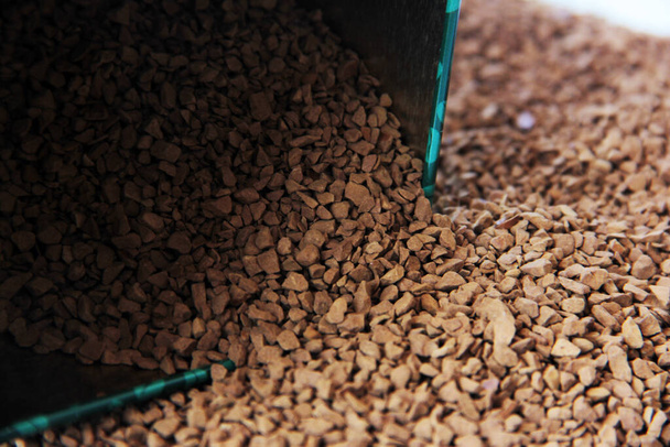 fresh and organic ground dry coffee - Foto, afbeelding