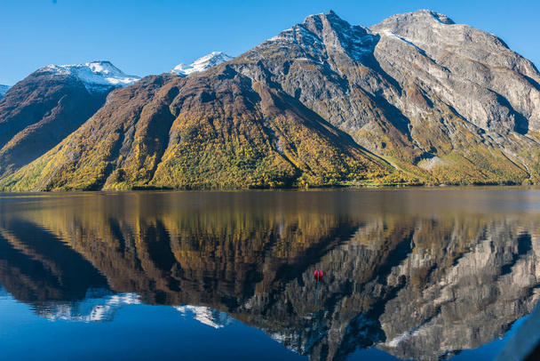 Norwegian landscape, view of the lake and mountains - Photo, Image