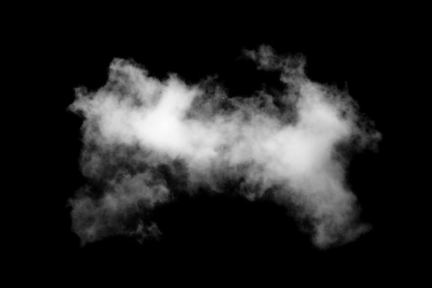 nuage blanc isolé sur fond noir, fumée texturée, noir abstrait - Photo, image