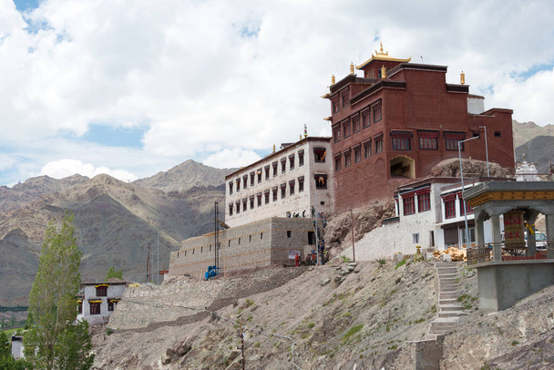 Ladak, Indie - Matho klášter (Matho Gompa) v Ladachu, Džammú a Kašmíru, Indie. Klášter byl původně postaven ve 14. století. - Fotografie, Obrázek