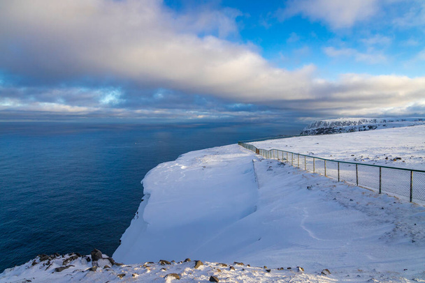 Visite o espetacular ponto mais setentrional da Europa - o Nordkapp na Ilha Mageroya, Noruega - Foto, Imagem