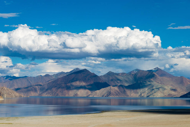 Ladakh, India - Pangong Lake view from Merak Village in Ladakh, Jammu and Kashmir, India. The Lake is an endorheic lake in the Himalayas situated at a height of about 4350m. - Zdjęcie, obraz