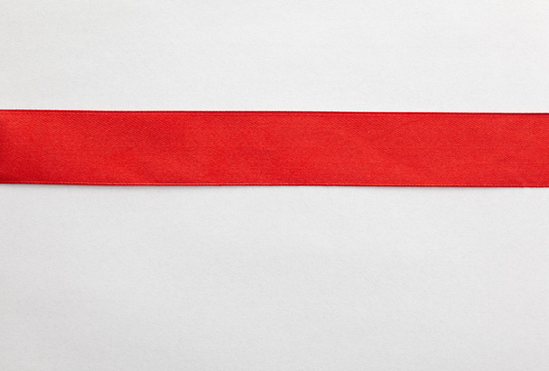 red ribbon  - Φωτογραφία, εικόνα