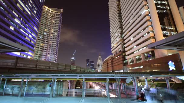 Bangkok Innenstadt belebter Verkehr, Zeitraffer in der Nacht - Filmmaterial, Video