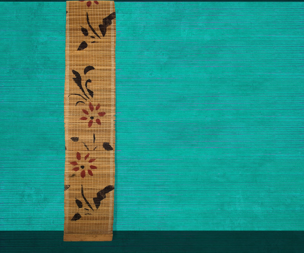 Banner de bambú de flores en madera de aguamarina
 - Foto, Imagen