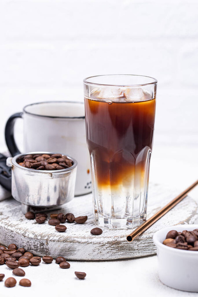 Espresso tonic, trendy coffee drink - Fotoğraf, Görsel
