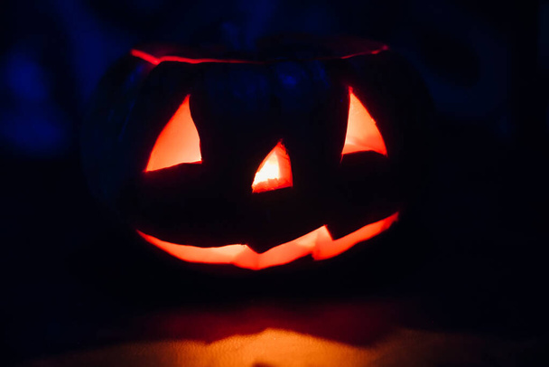Halloween pumpkin lantern Jack at night at the autumn - Foto, afbeelding
