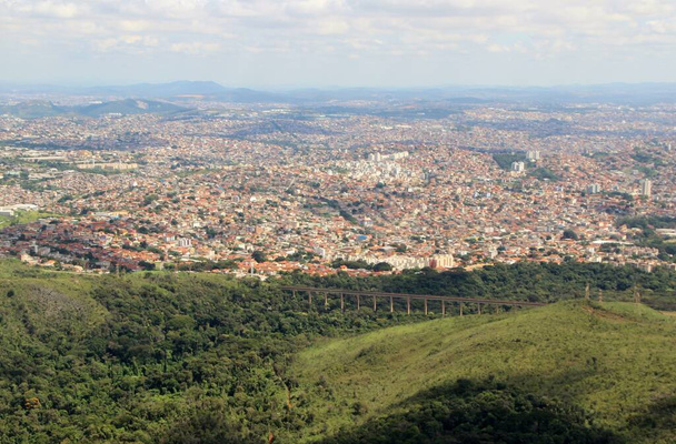 Gyönyörű légi kilátás Belo Horizonte város, Brazília - Fotó, kép