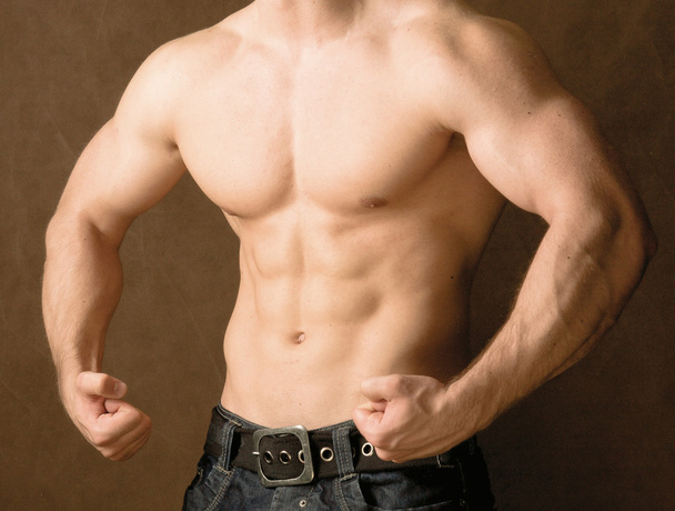 Hombre muscular
 - Foto, imagen