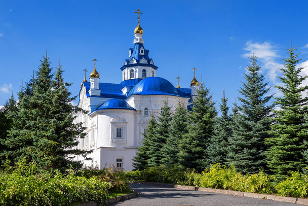 Καθεδρικός ναός της ανάληψης της ευλογημένης παρθένου Μονής Zilantova, Καζάν, Ρωσία. - Φωτογραφία, εικόνα