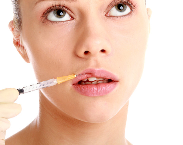 Inyección de medicamentos cosméticos
 - Foto, Imagen