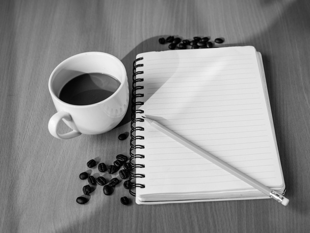 blank notebook coffee cup on wooden background  - Zdjęcie, obraz