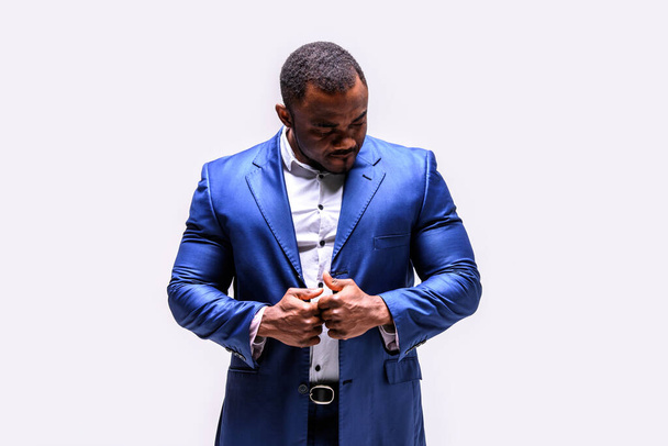 Athletic male African businessman in a suit - Photo, Image