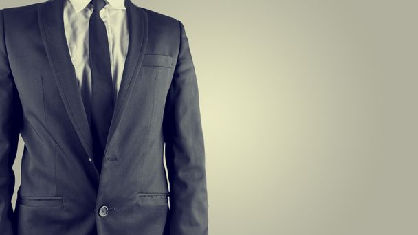 επιχειρηματίας σε ένα κοστούμι, προβολή του κορμού - Φωτογραφία, εικόνα