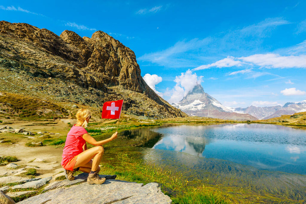 Turista nő Zermatt - Fotó, kép