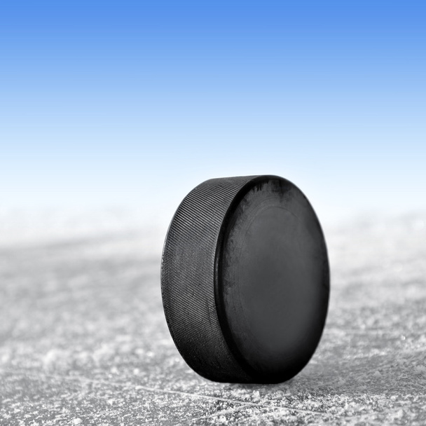 disco de hockey negro
 - Foto, imagen