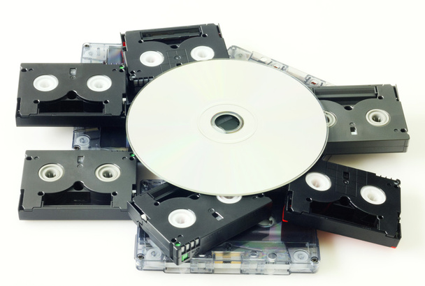 Tapes und DVDs isoliert - Foto, Bild