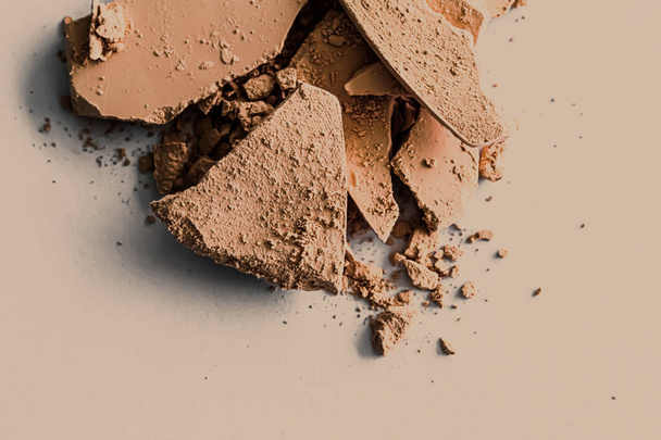 Beige eye shadow powder as makeup palette closeup, crushed cosmetics and beauty texture - 写真・画像