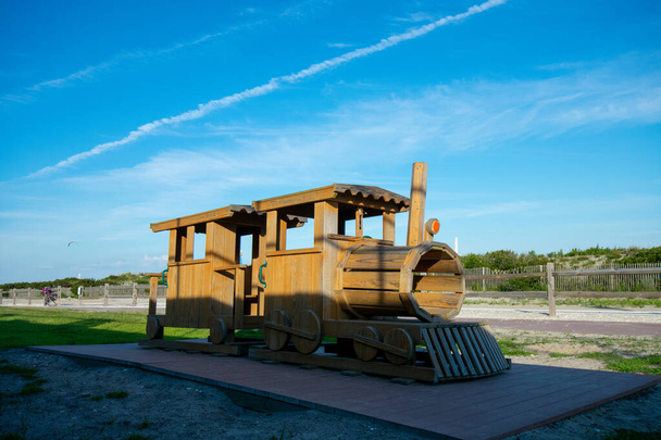 Un pequeño tren de madera en la playa de Wildwood Nueva Jersey - Foto, Imagen