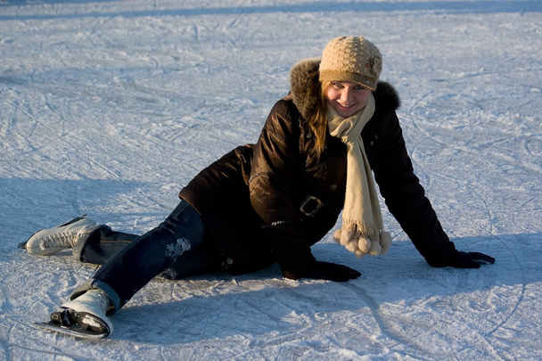 Fille avec des patins sur glace
. - Photo, image