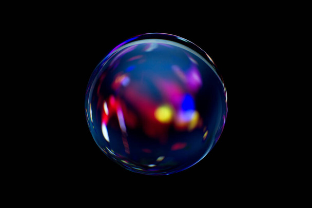 Rozmazaný obraz lesklé křišťálové koule s abstraktním rozmazaným barevným vzorem. Abstraktní čočka v rozmazání. - Fotografie, Obrázek
