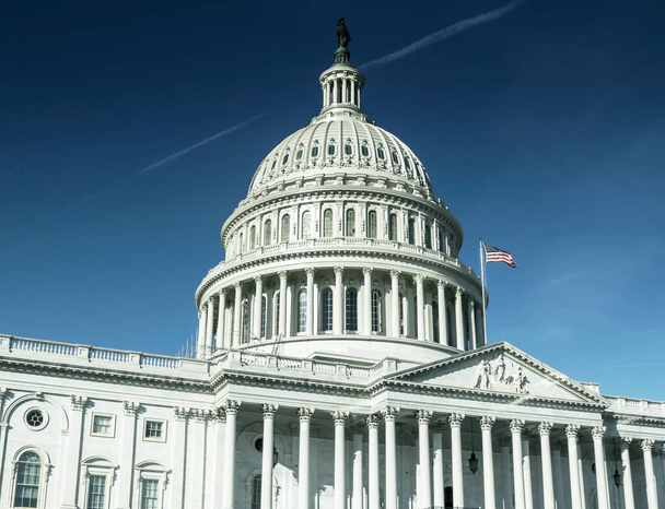 Капитолий, расположенный в Вашингтоне - Фото, изображение