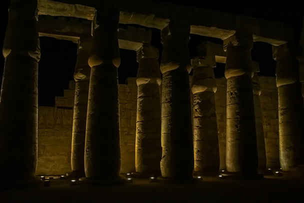 エジプト・カルナック神殿からの夜景2018年9月 - 写真・画像