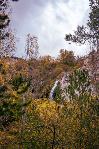 Горный пейзаж провинции Куэнка осенью. Испания - Фото, изображение