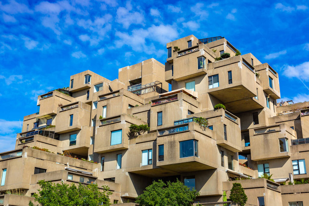 MONTREAL, CANADA - APRIL 2, 2020: Habitat 67 is a housing complex in Montreal in a sunny day, Quebec, Canada - Фото, изображение