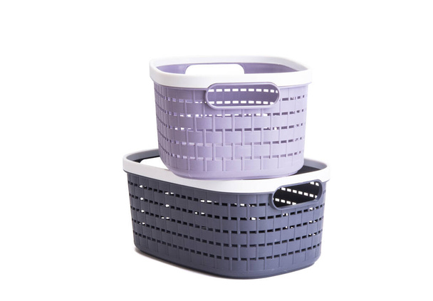 cestas de plástico aisladas sobre fondo blanco - Foto, Imagen