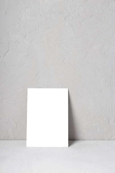 One greeting card mock-up on gray textured background. - Foto, Imagem