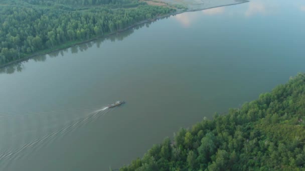Вид с воздуха на реку Обь - Кадры, видео