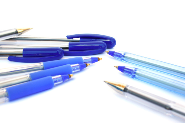 pennen op wit - Foto, afbeelding