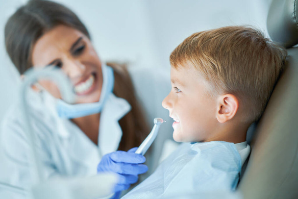 Little boy and female dentist in the dentists office - Photo, Image