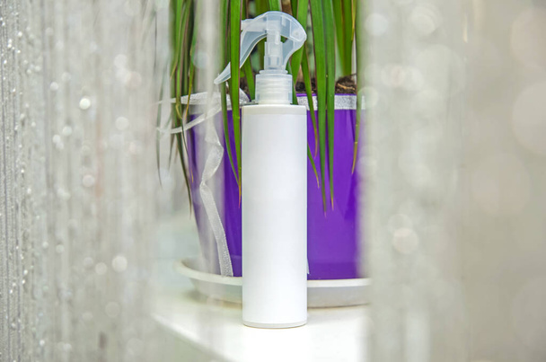 Recipiente cosmético en blanco para crema, polvo o gel - Foto, imagen
