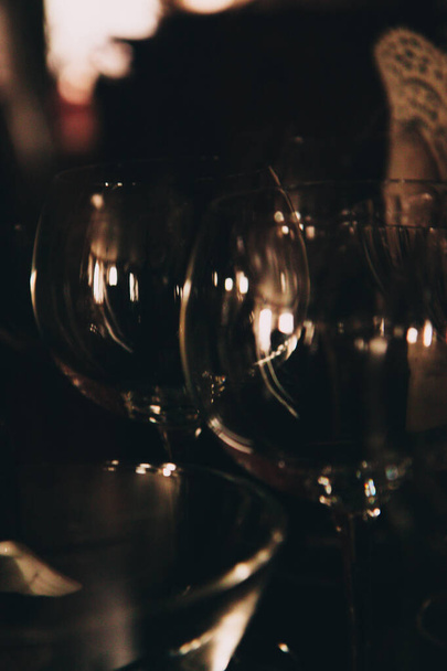 Beautiful photo of wine glasses, glass reflection - Фото, зображення