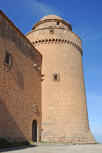 Kilátás a várra, Castillo de La Calahorra, Granada tartomány, Andalucia, Spanyolország - Fotó, kép
