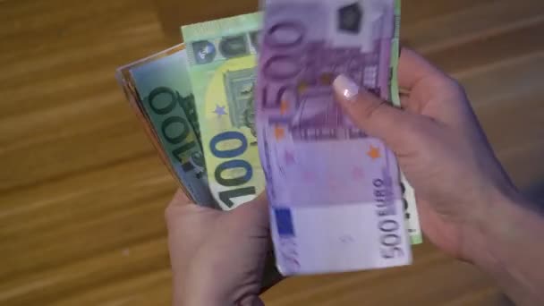 Avro banknotlarını sayan kişi, para geçmişi - Video, Çekim