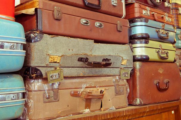 valises en cuir empilées
 - Photo, image