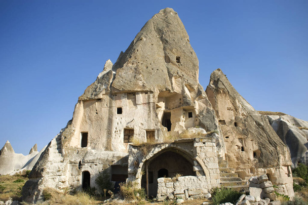 Cappadocia landscape, Goreme village, Turkey - Φωτογραφία, εικόνα