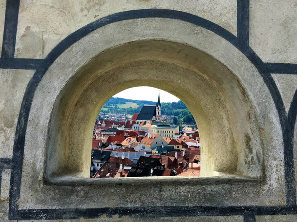town view from window of the castle in cesky krumlov, Czech Republic - Foto, afbeelding