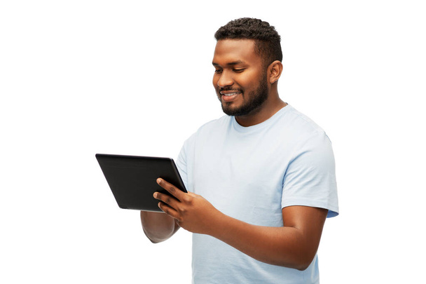 happy african american man with tablet computer - Foto, Bild